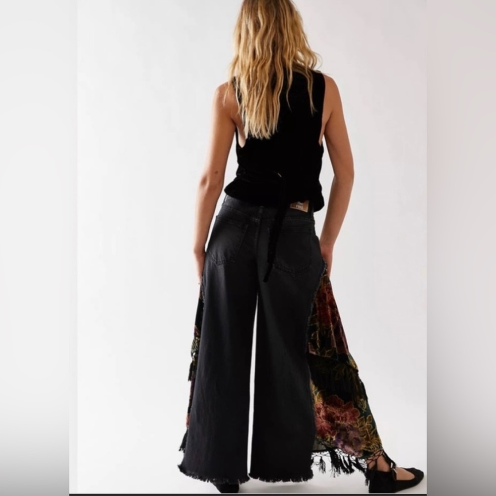 Free People Just Frills Low-Rise Wide-Leg Jeans NWT Size 29 - Picture 3 of 16